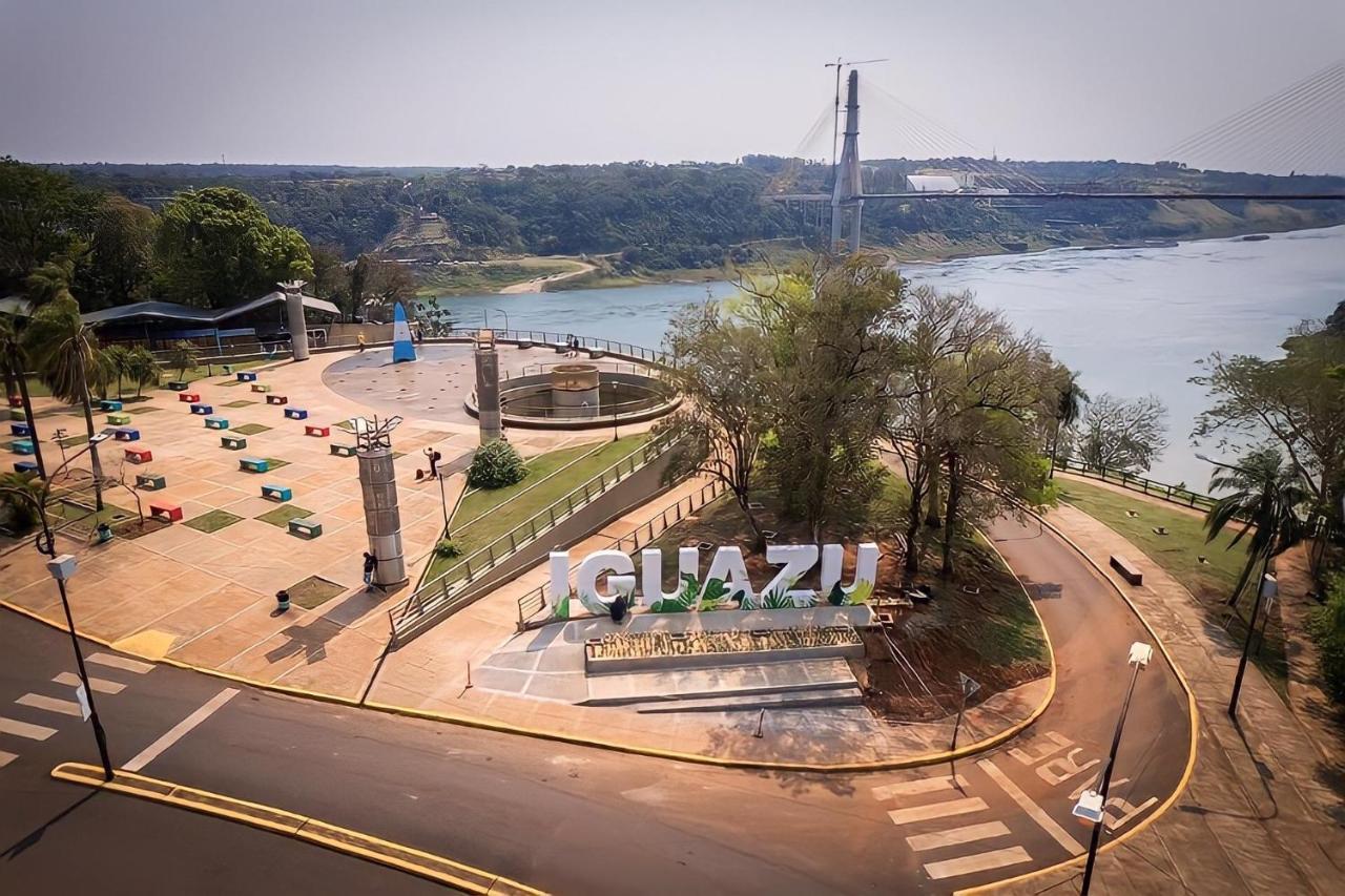 Apartamento Deptos Dona Benigna Puerto Iguazú Exterior foto